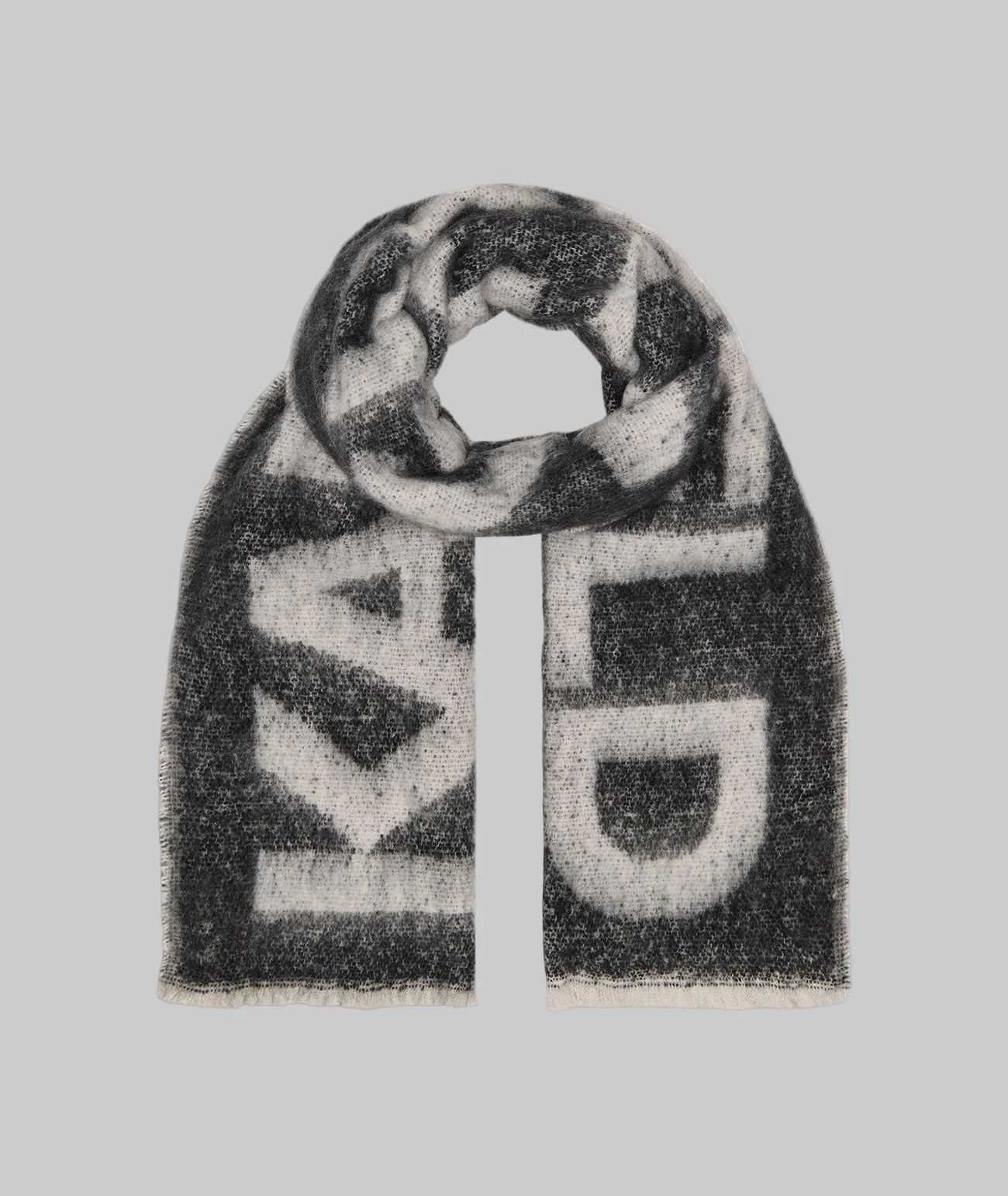128-logo-fluffy-blanket-scarf-1.webp LOGO FLUFFY BLANKET SCARF