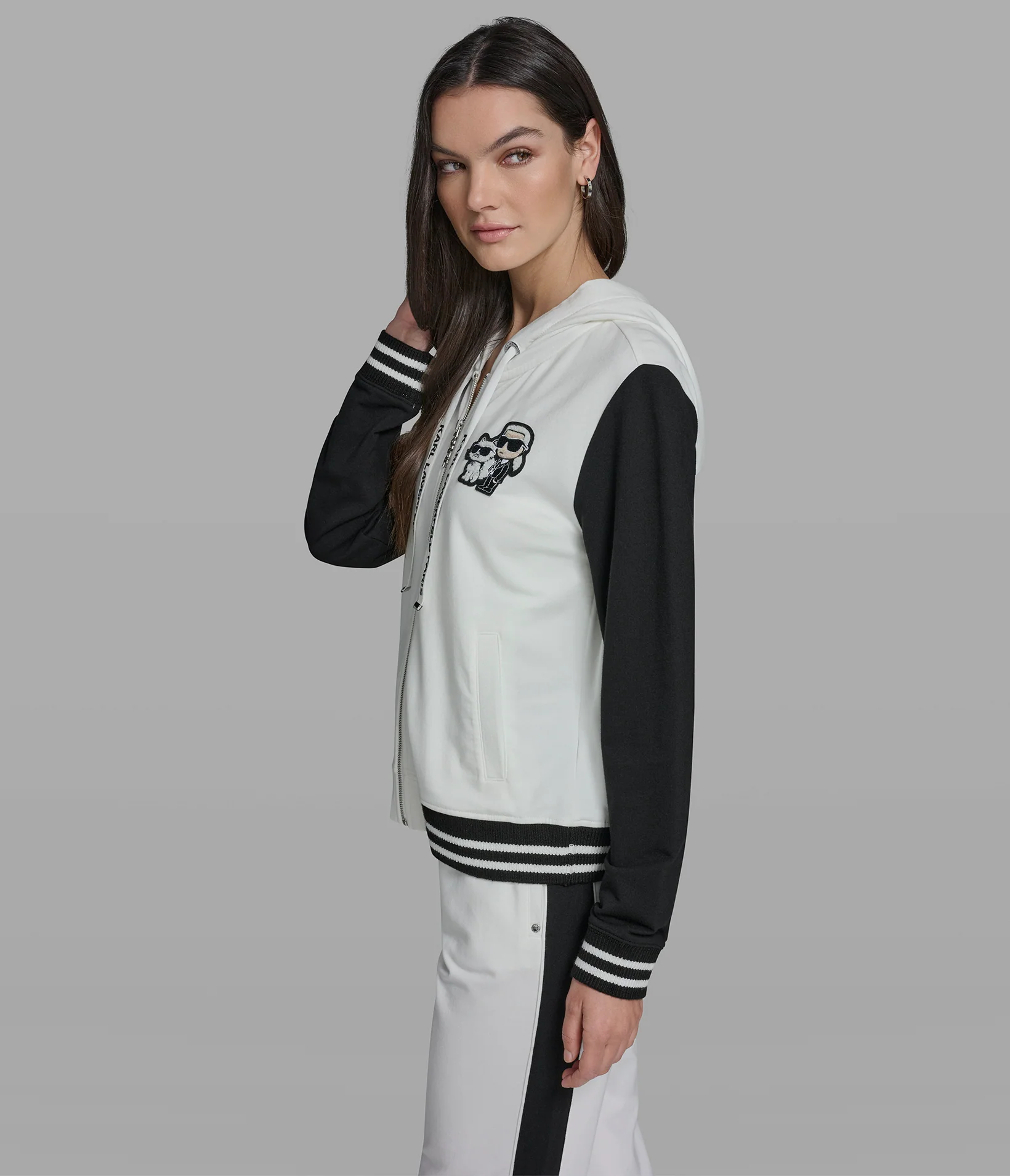 1629-cotton-and-modal-blend-color-block-patch-varsity-hooded-jacket-3.webp COTTON AND MODAL-BLEND COLOR-BLOCK PATCH VARSITY HOODED JACKET