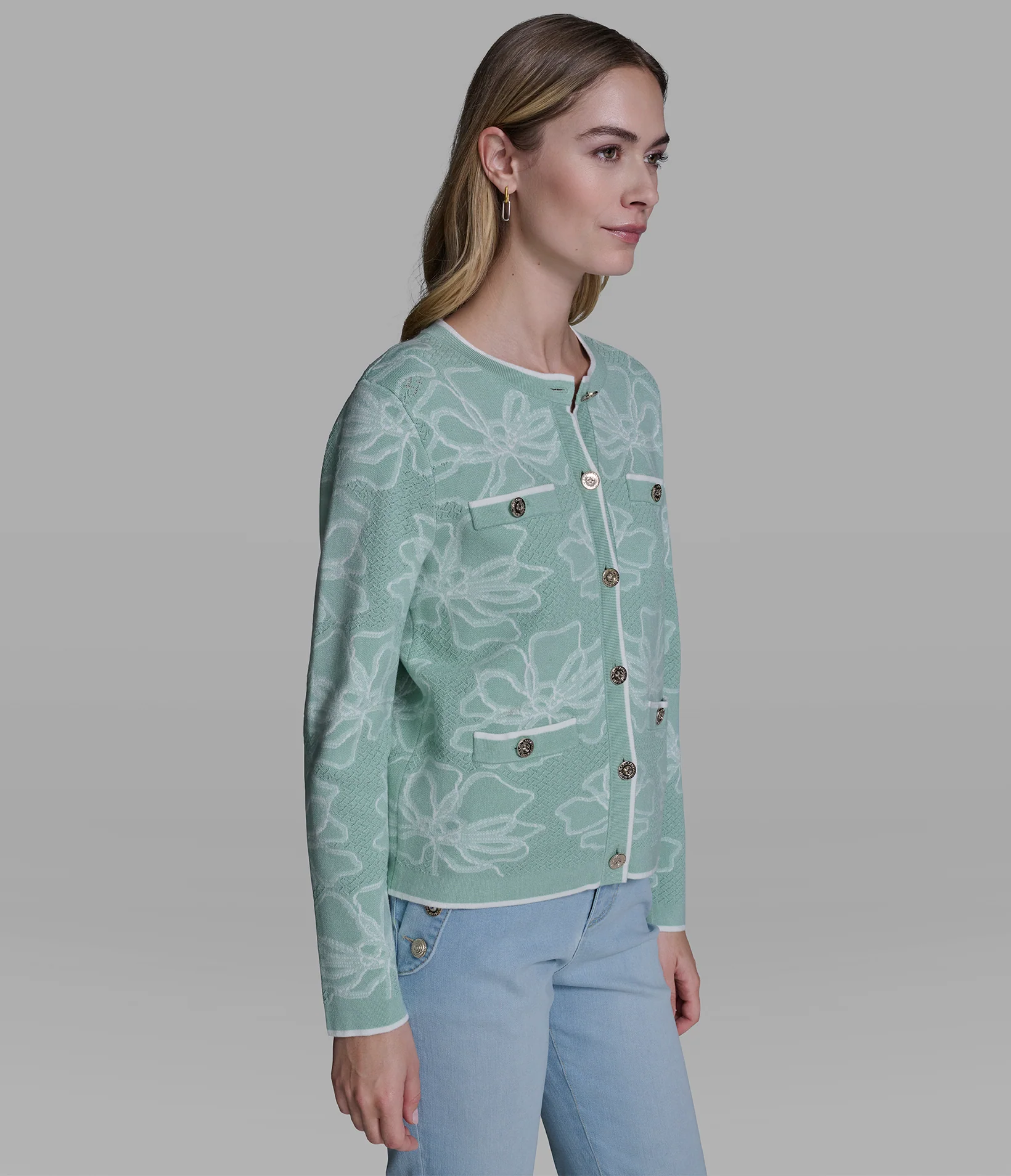 1888-floral-jacquard-cardigan-3.webp FLORAL JACQUARD CARDIGAN
