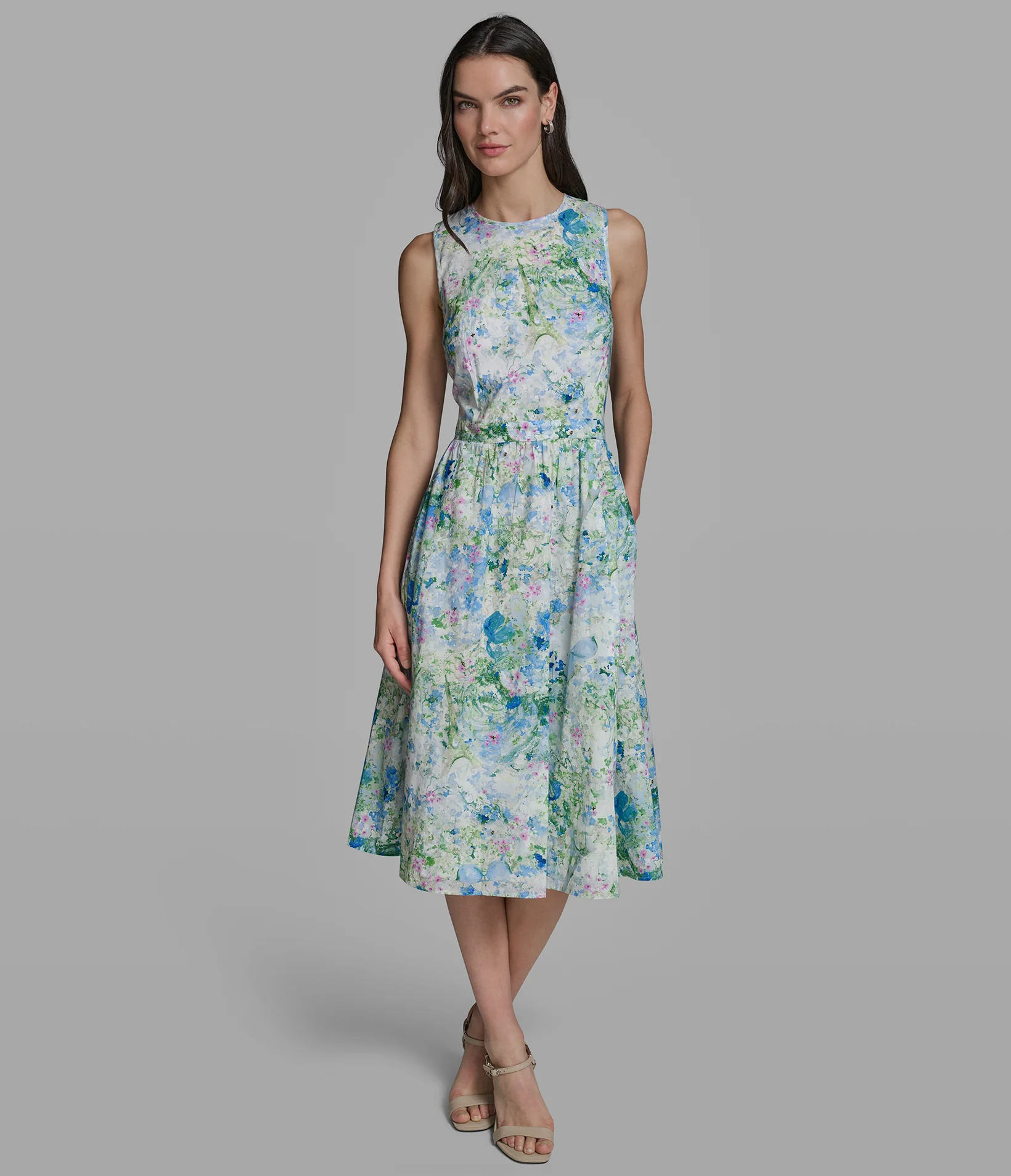 189-floral-print-fit-and-flare-dress-1.webp FLORAL PRINT FIT AND FLARE DRESS