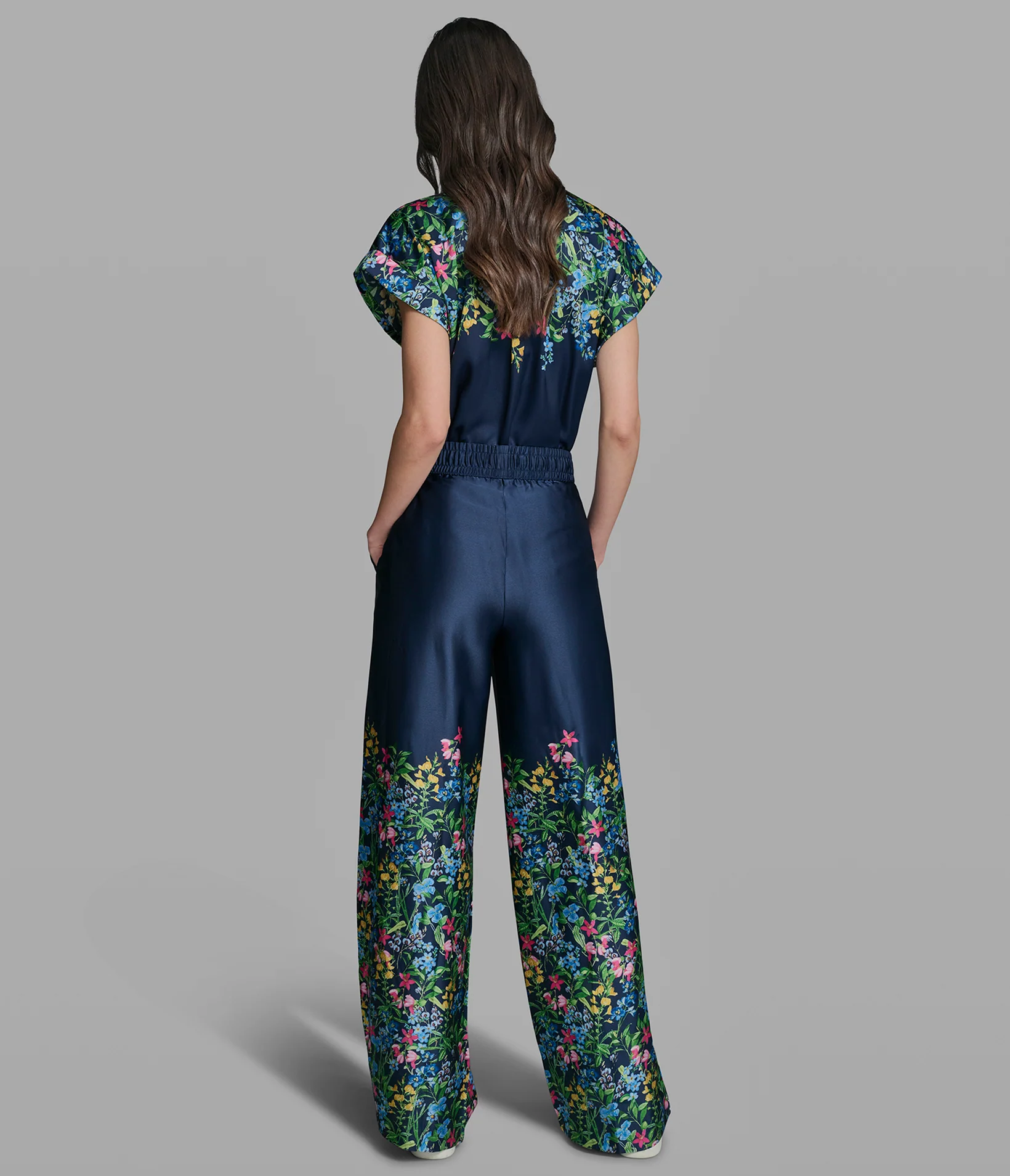 2057-floral-print-wide-leg-pant-5.webp FLORAL PRINT WIDE-LEG PANT