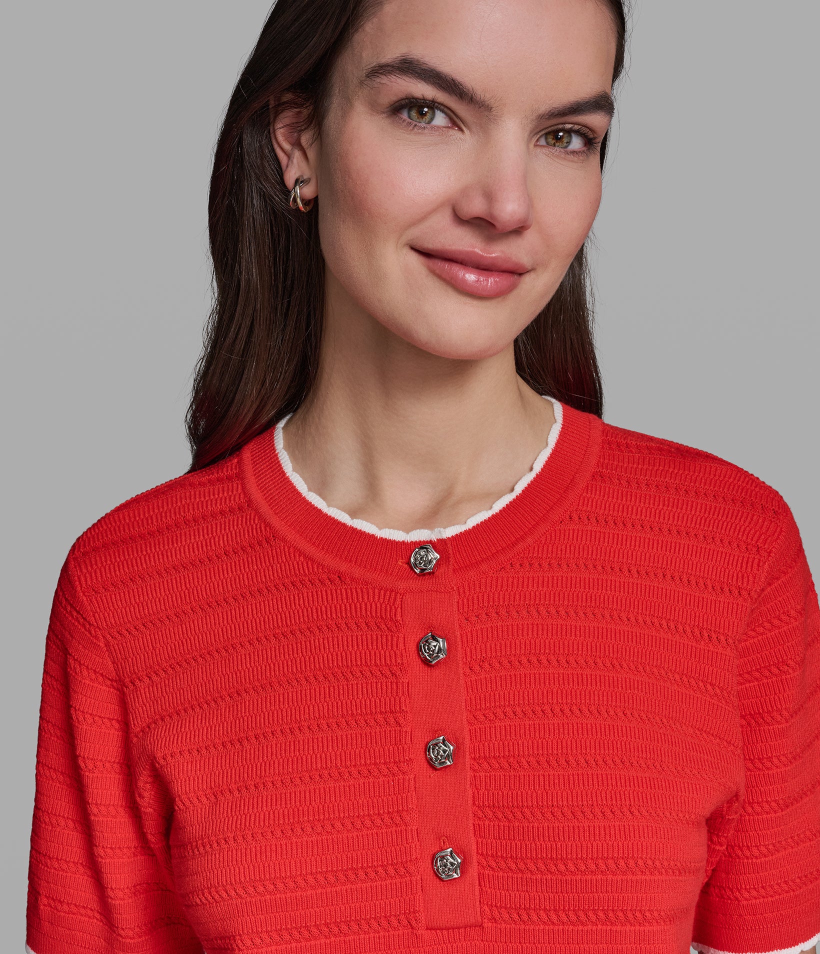 SHORT SLEEVE CONTRAST COLLAR SWEATER