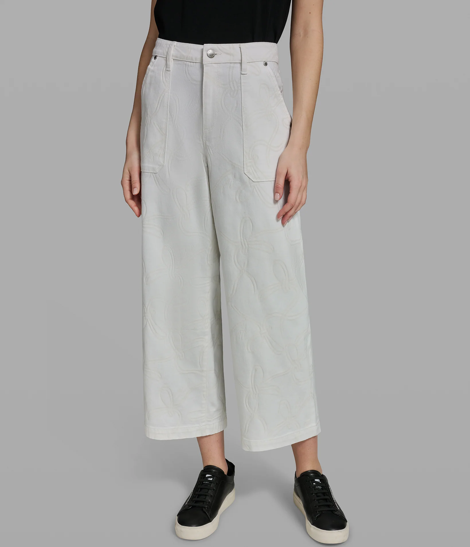 2432-bow-jacquard-denim-pants-1.webp BOW JACQUARD DENIM PANTS