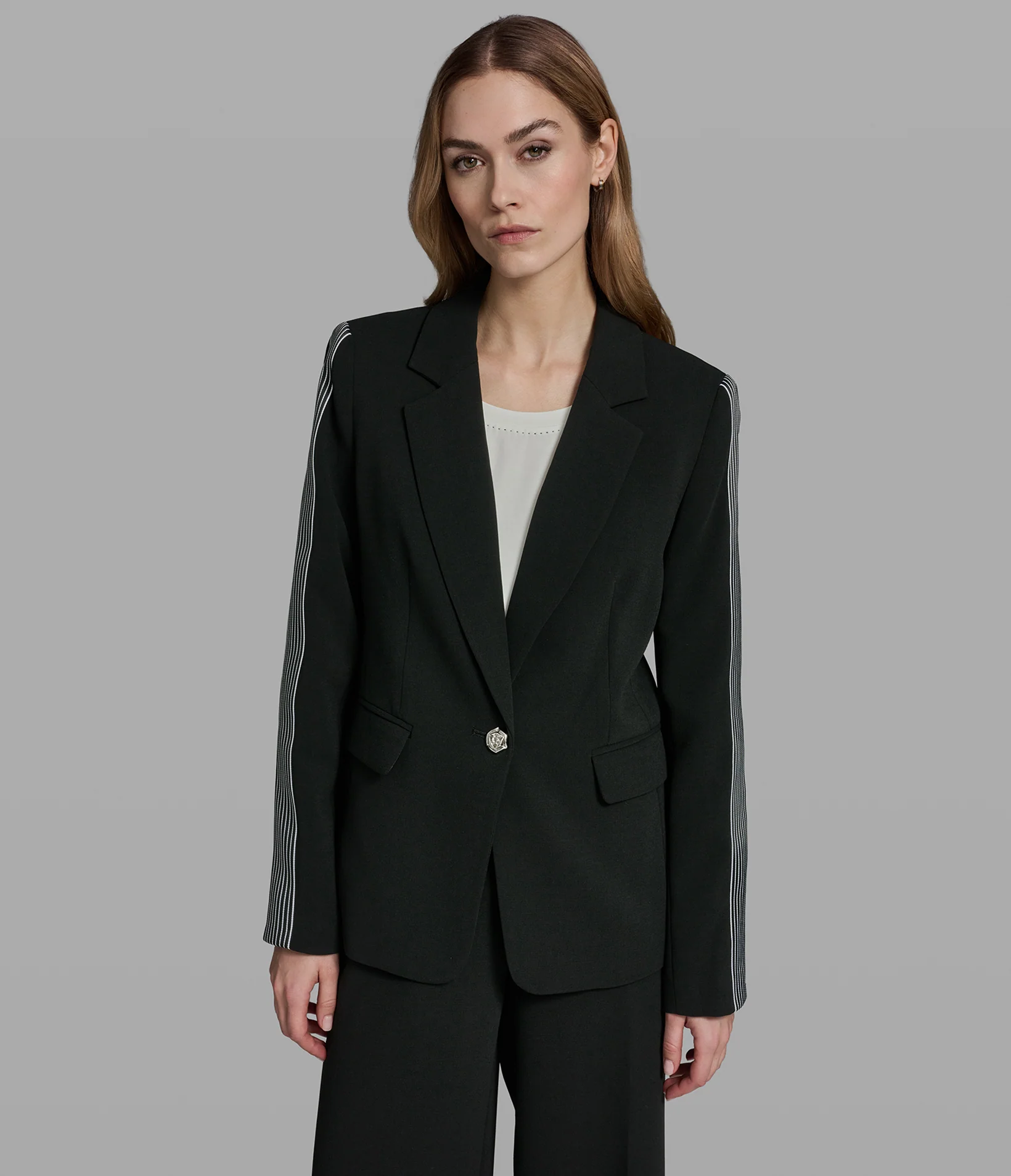 2654-taping-detail-blazer-1.webp TAPING DETAIL BLAZER