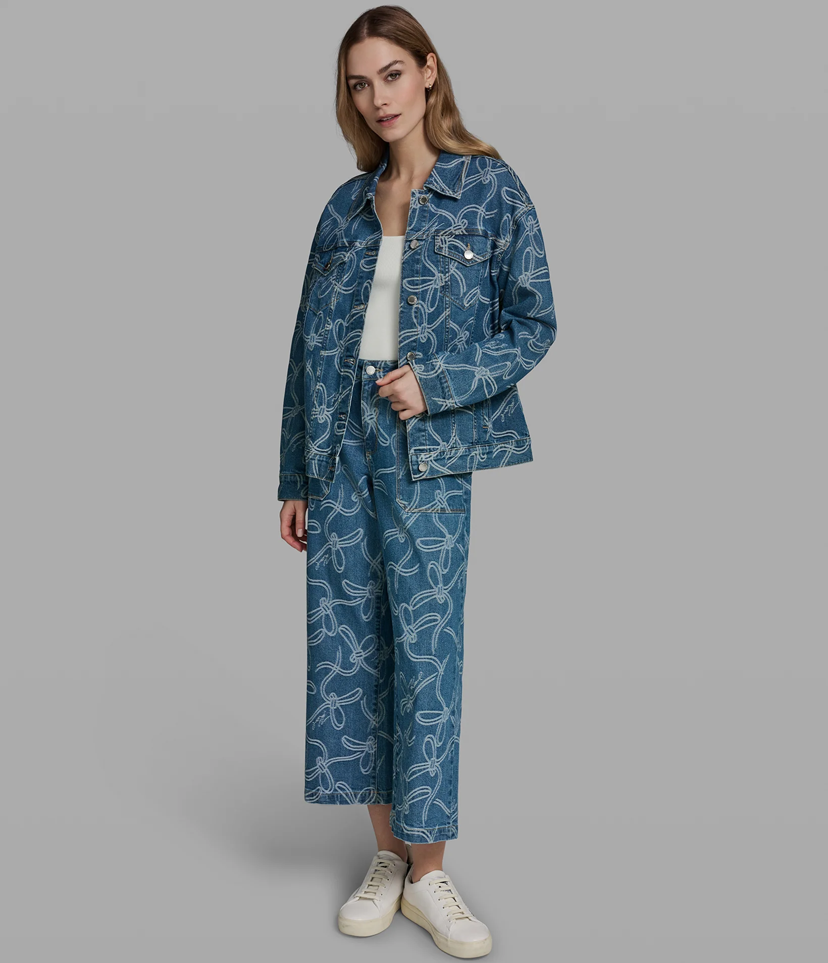 2664-bow-jacquard-denim-jacket-1.webp BOW JACQUARD DENIM JACKET
