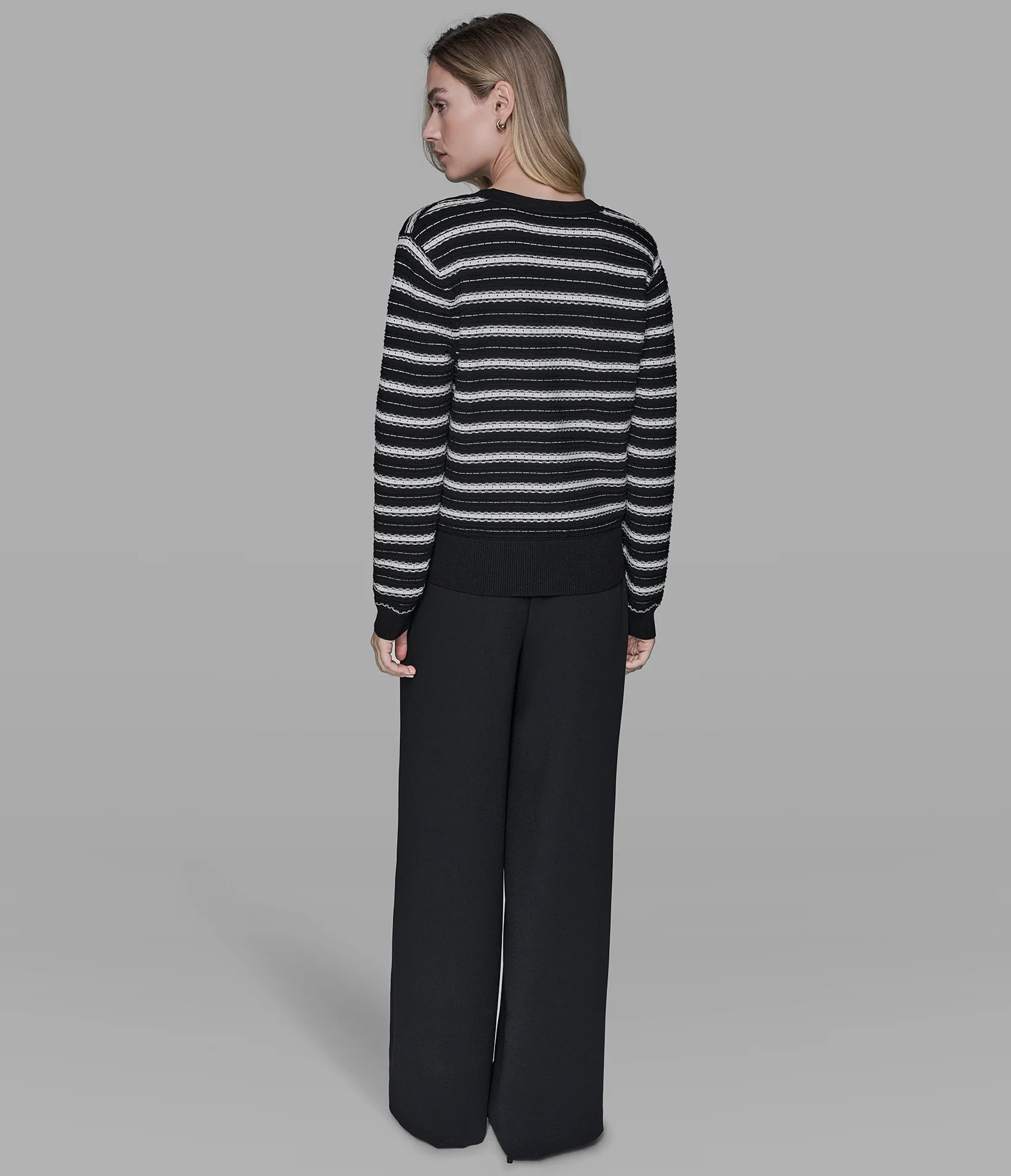 2812-stripe-knit-cardigan-5.webp STRIPE KNIT CARDIGAN