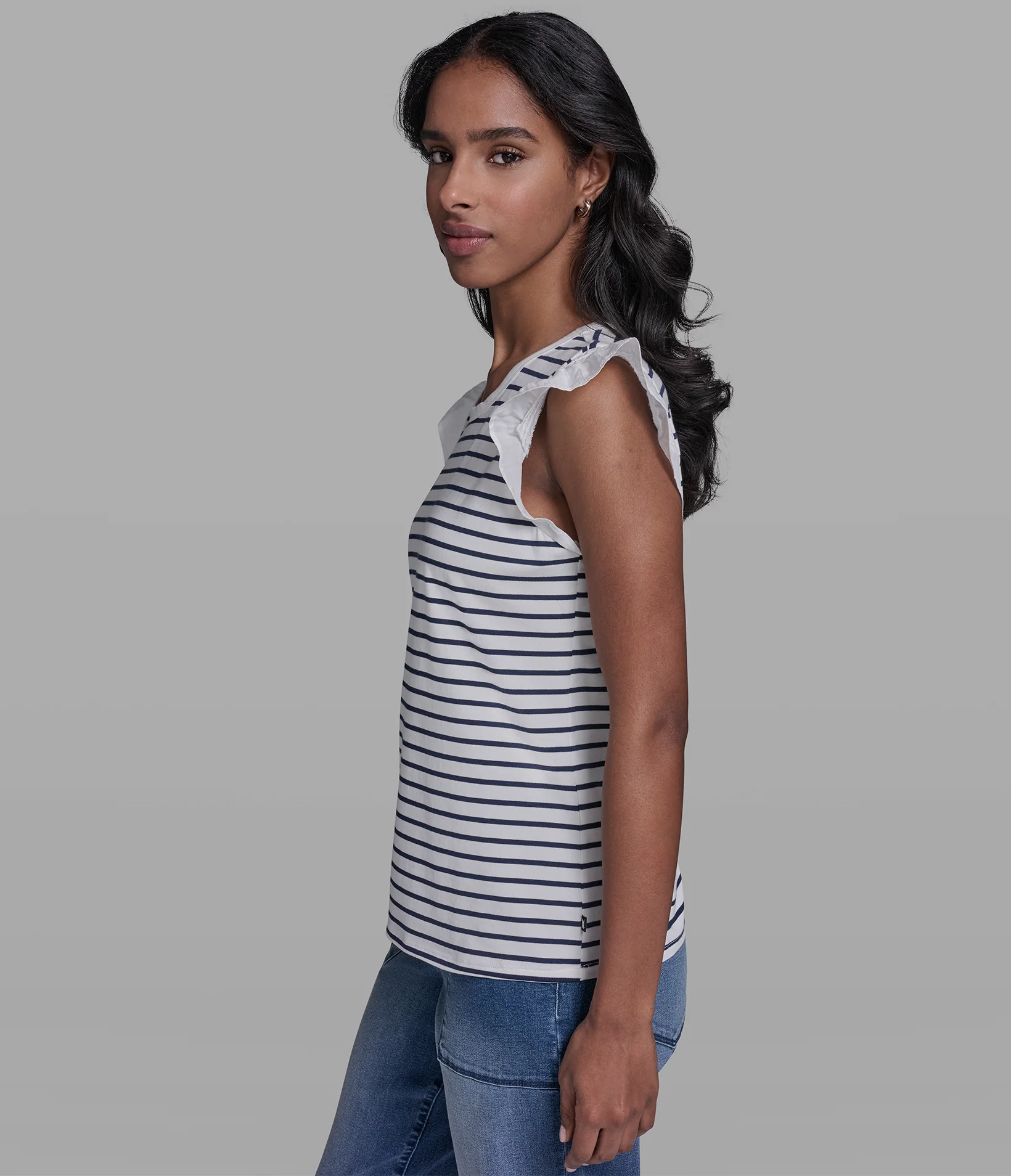 STRIPE RUFFLE KNIT TANK