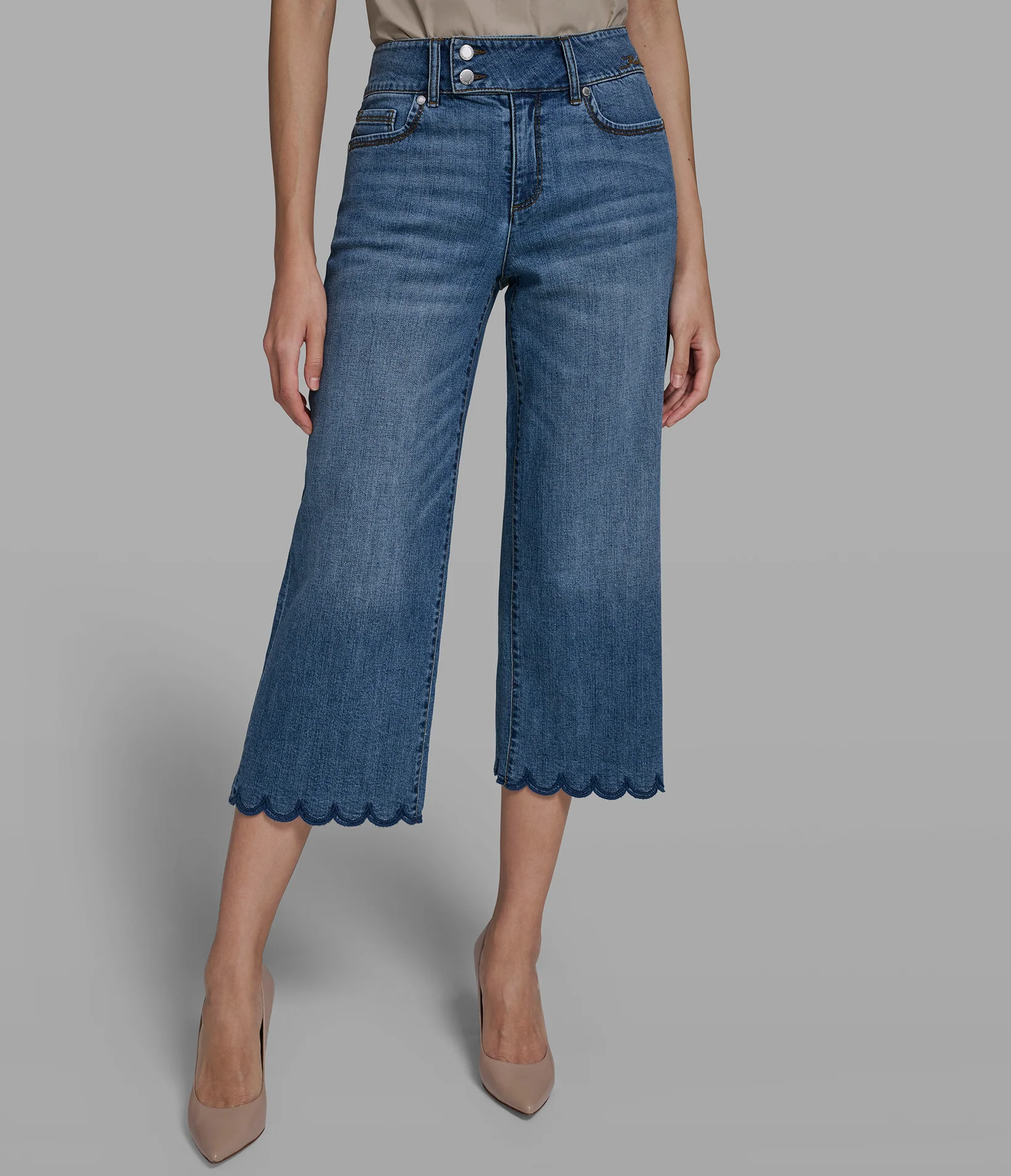 3203-cropped-mid-rise-cotton-blend-scallop-straight-leg-jean-1.webp CROPPED MID-RISE COTTON-BLEND SCALLOP STRAIGHT-LEG JEAN