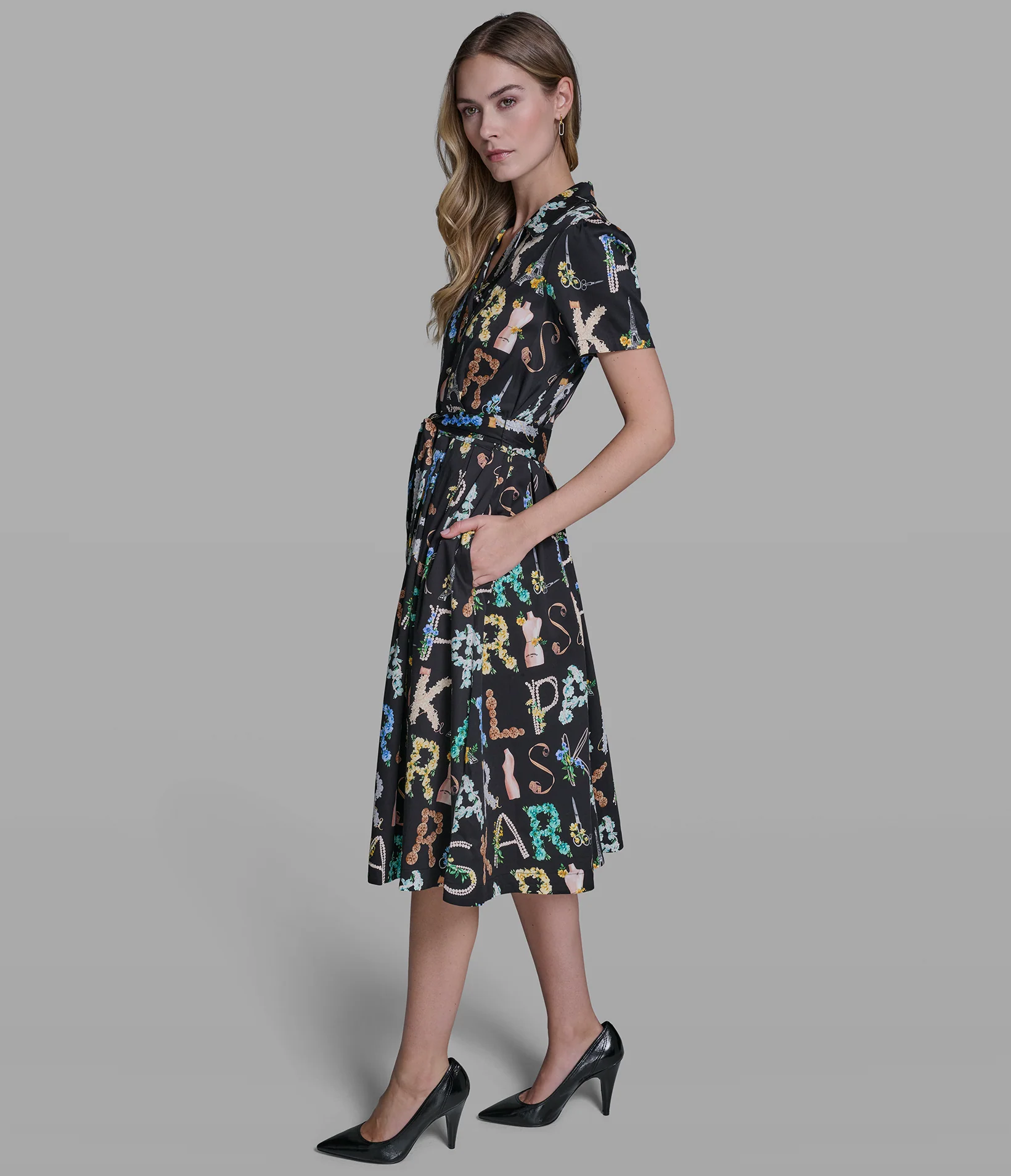 3247-stretch-cotton-logo-print-pleated-midi-shirt-dress-3.webp STRETCH-COTTON LOGO PRINT PLEATED MIDI SHIRT DRESS
