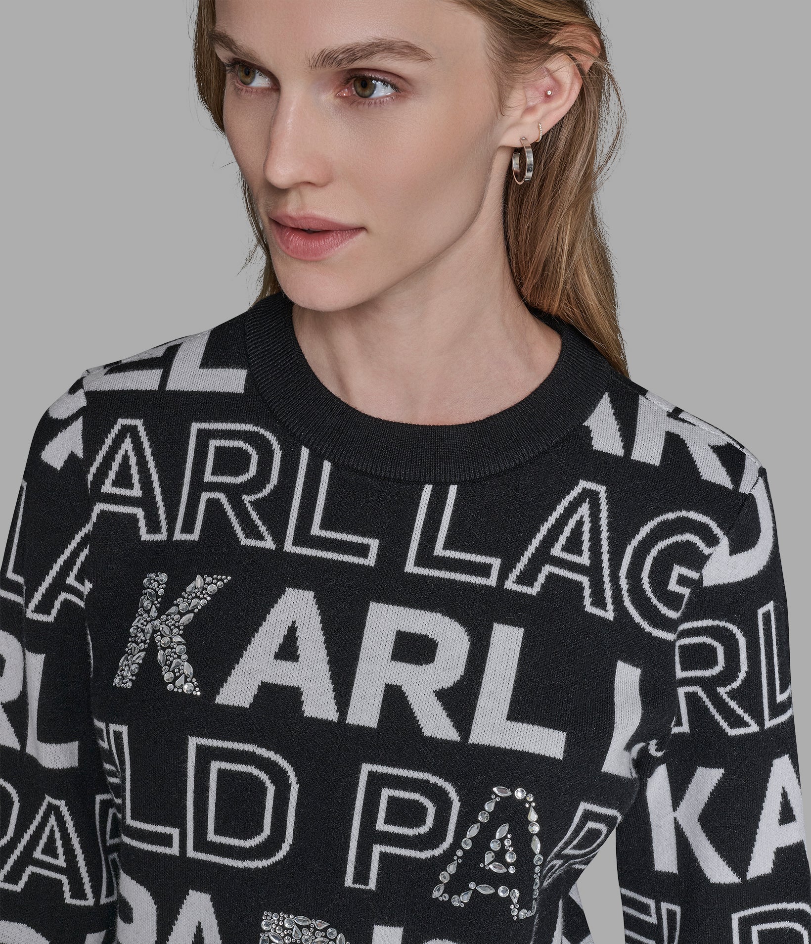 LOGO EMBELLISHED SWEATER