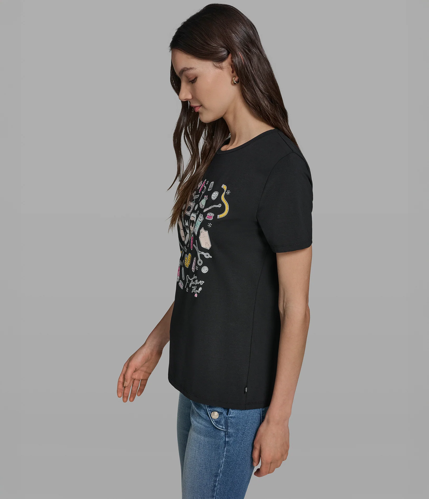 4526-cotton-jersey-karl-et-choupette-whimsy-tee-3.webp COTTON JERSEY KARL ET CHOUPETTE WHIMSY TEE