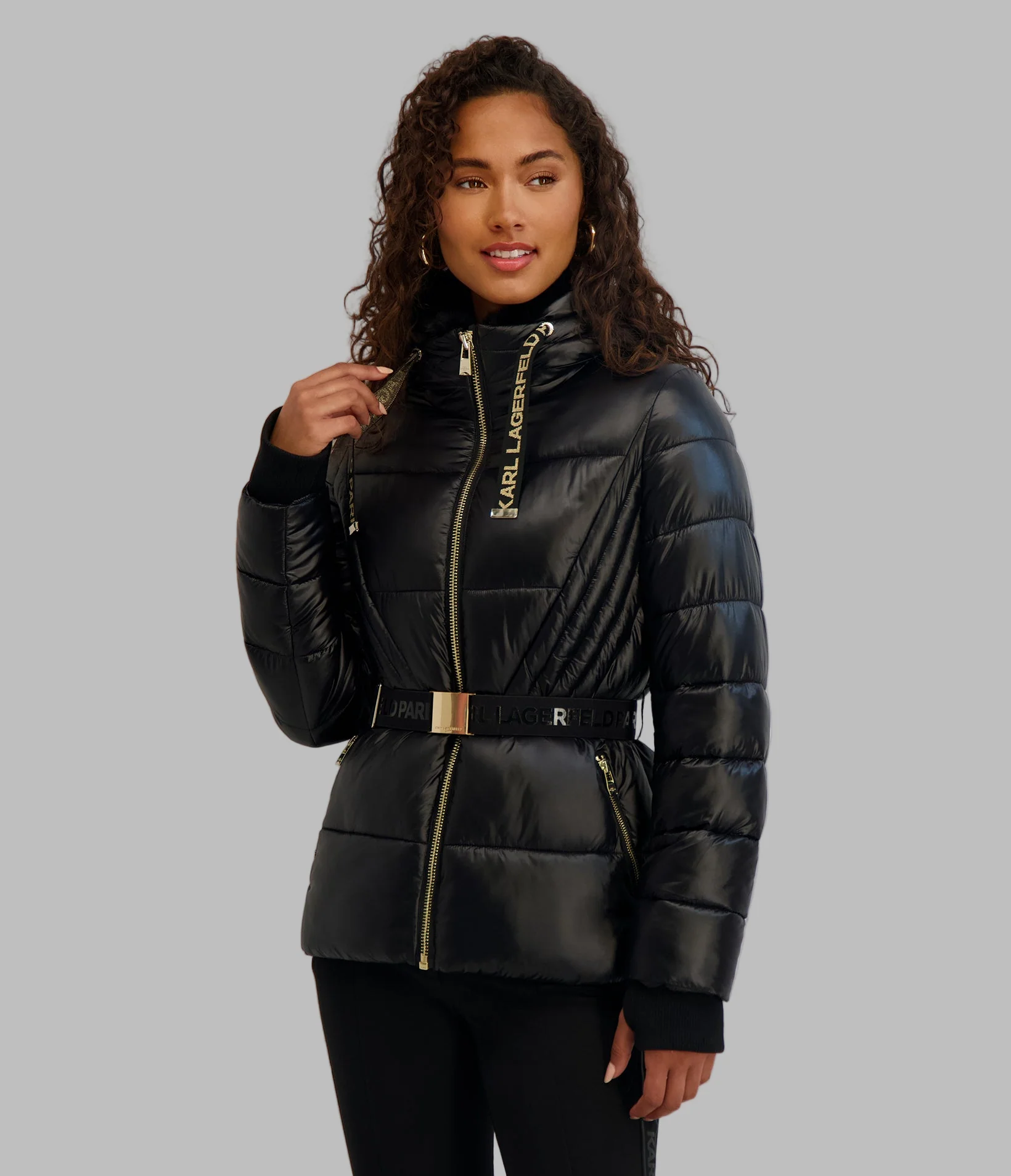 4582-short-belted-puffer-jacket-1.webp SHORT BELTED PUFFER JACKET