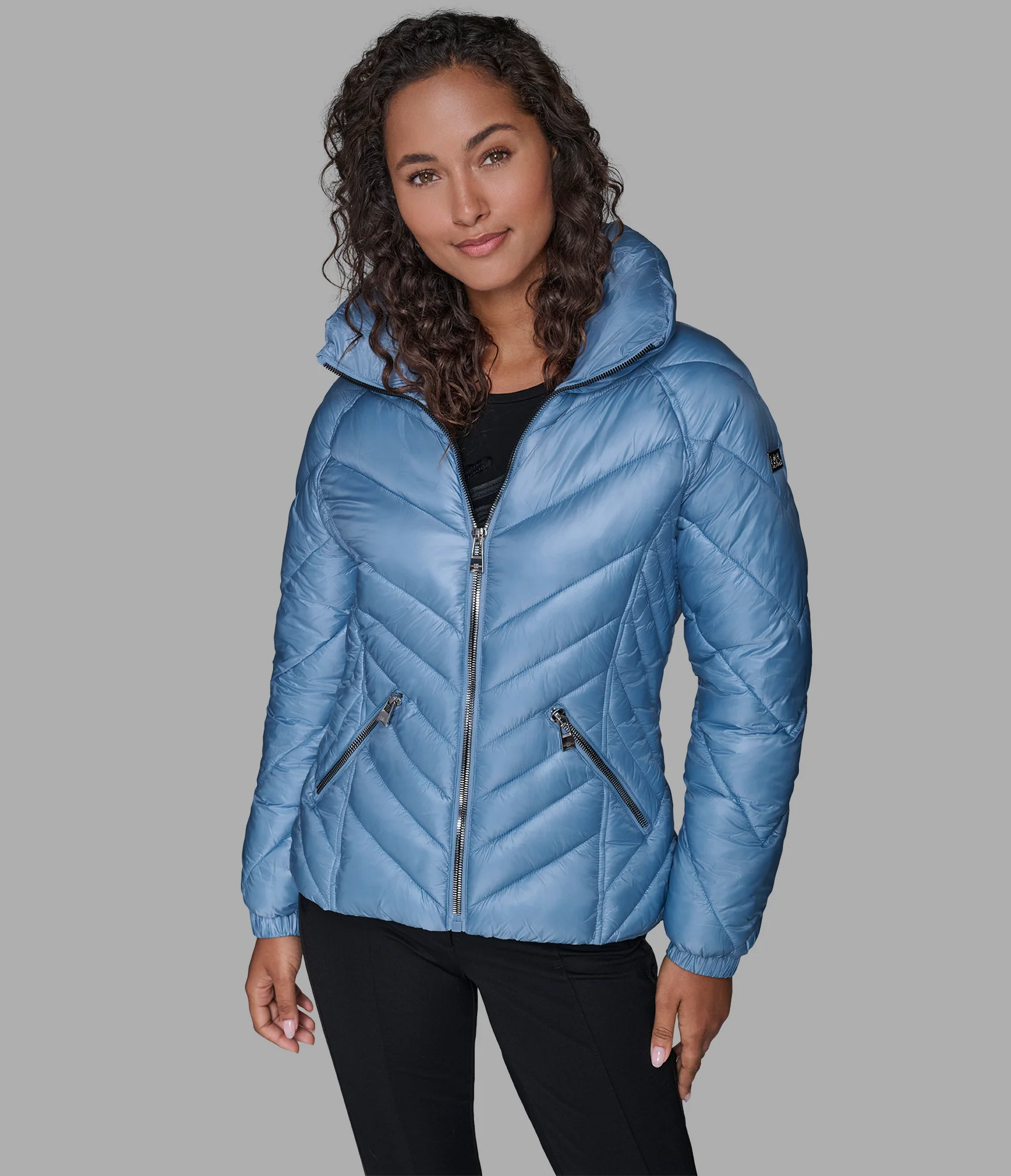 4618-pillow-collar-puffer-jacket-1.webp PILLOW COLLAR PUFFER JACKET