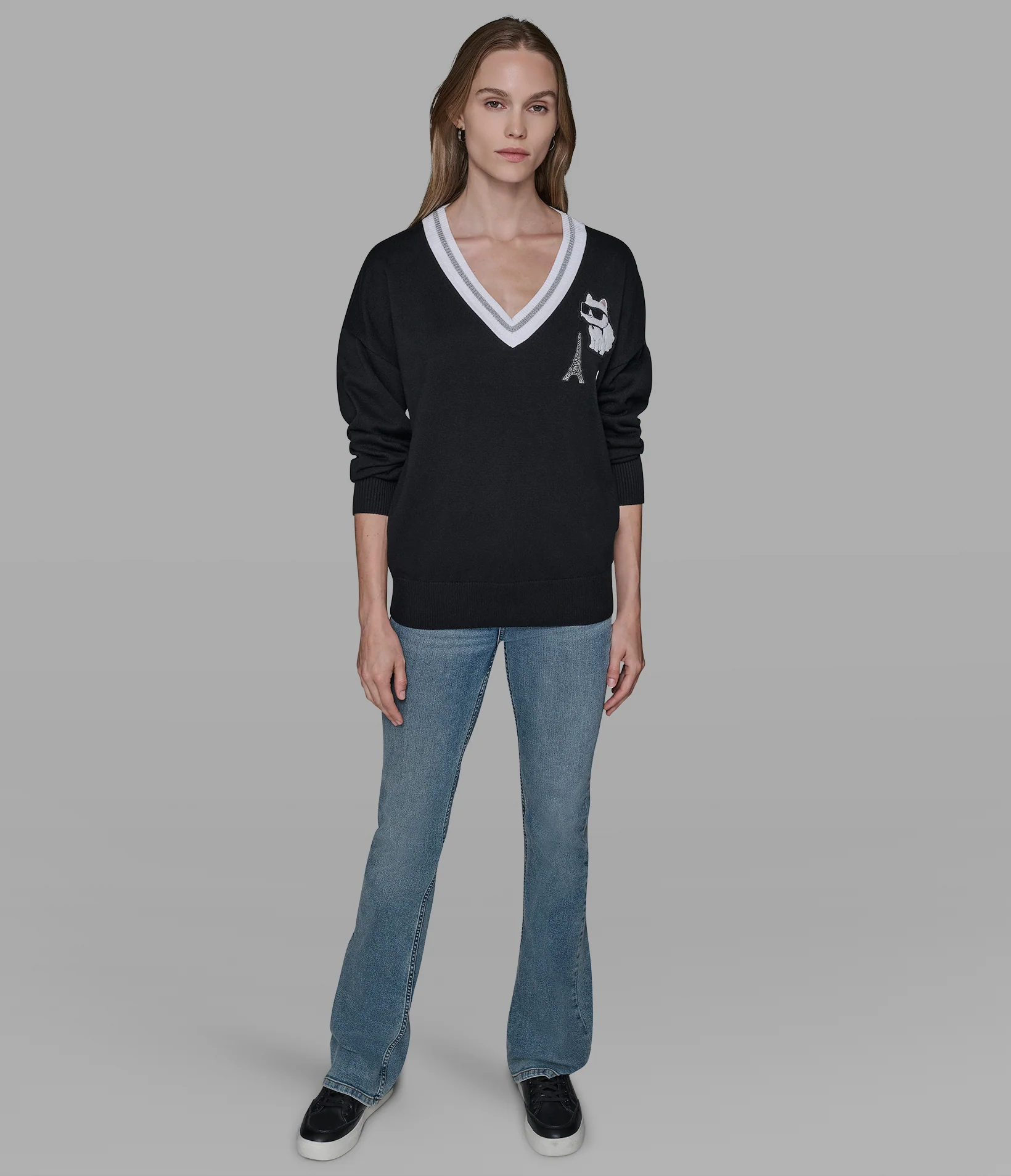 4775-varsity-sweater-with-patches-3.webp VARSITY SWEATER WITH PATCHES