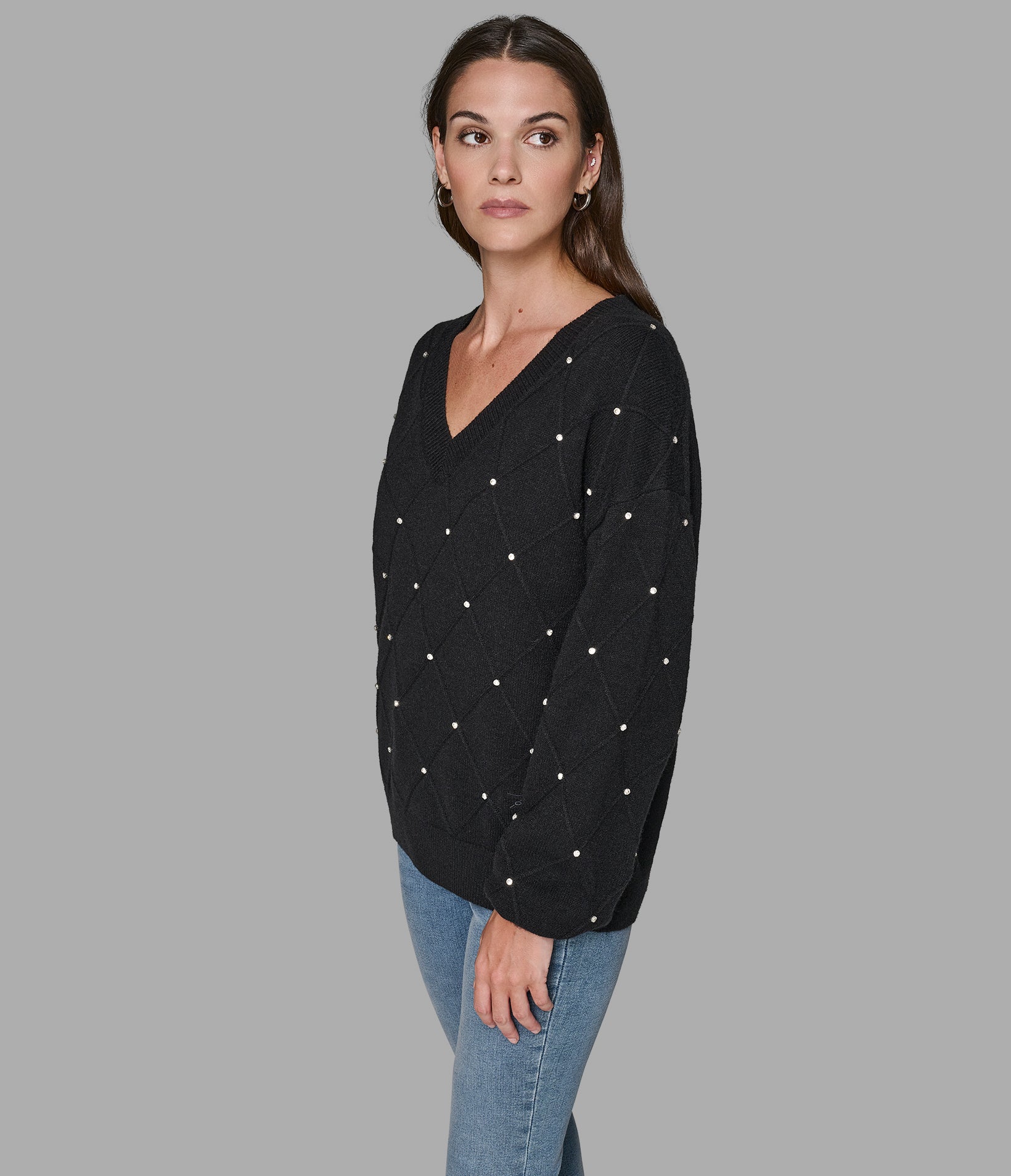 4870-pearl-v-neck-sweater-1.jpg PEARL V-NECK SWEATER