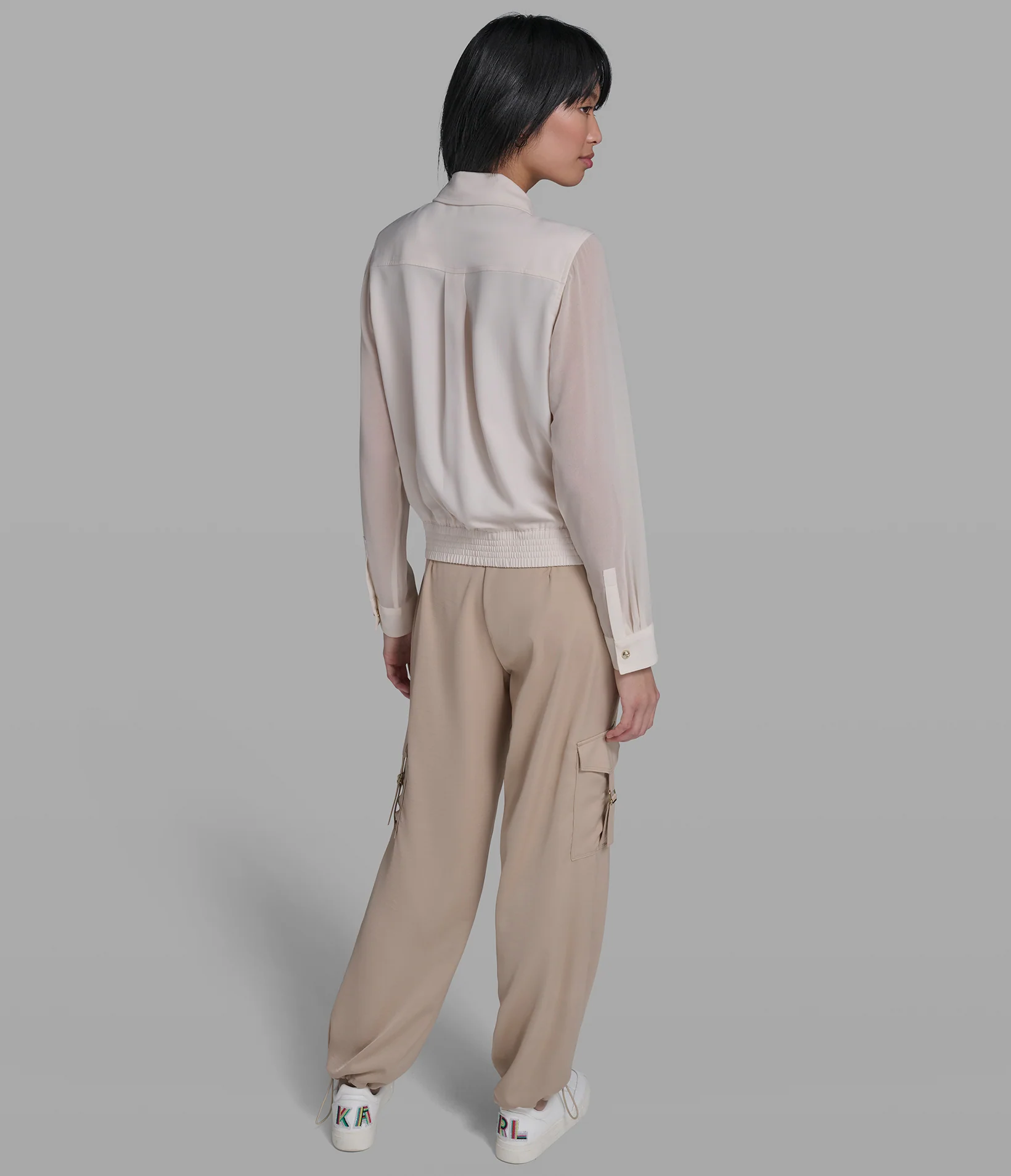 BUTTON AND ZIP SHIRT