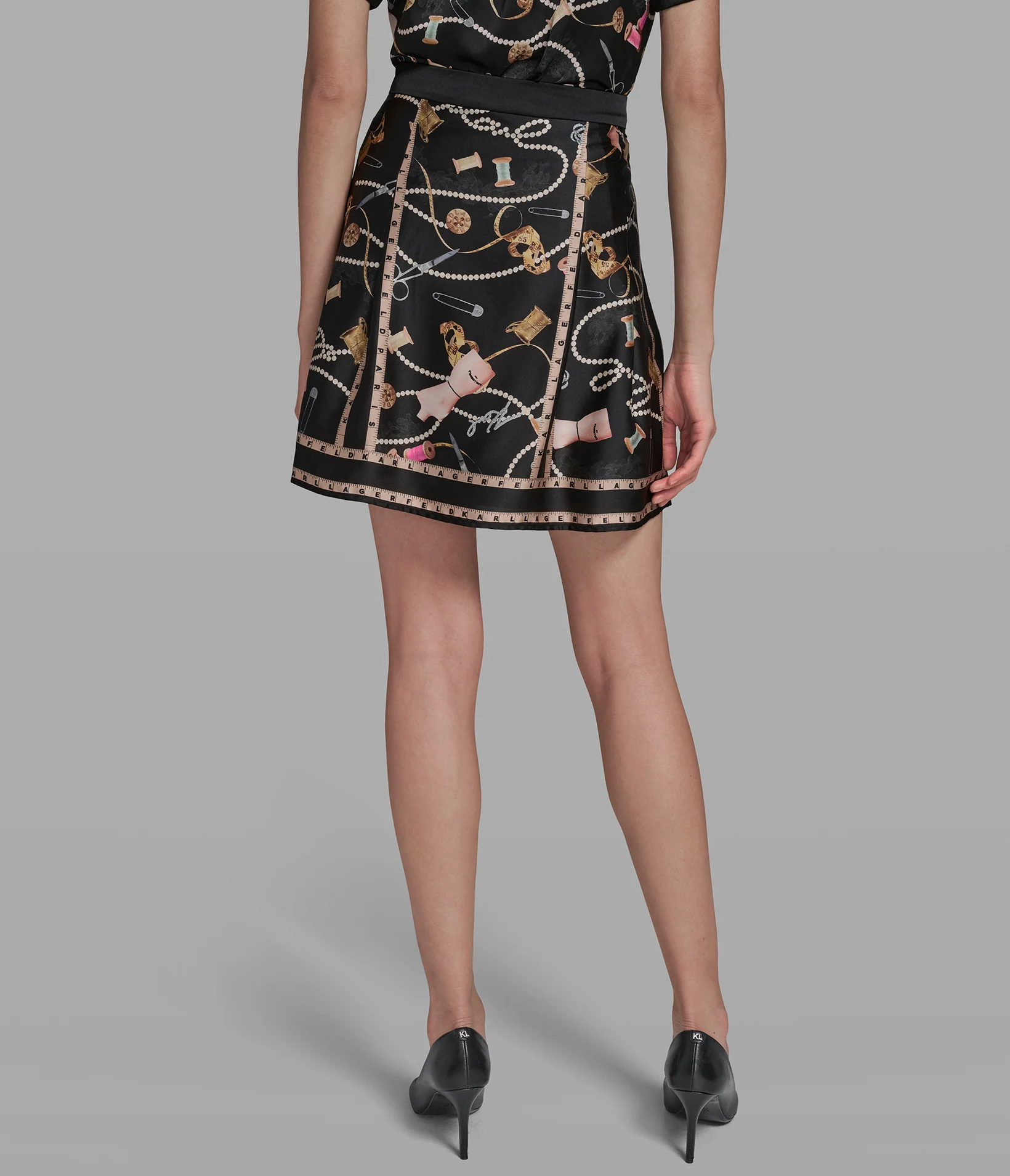SATIN PRINTED MINI SKIRT